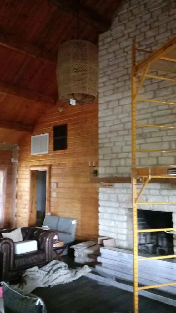 Slide of Ruiz Electric