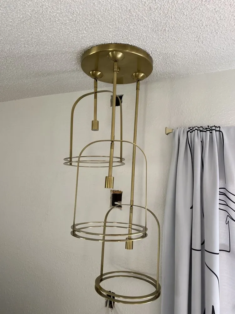 Slide of Ruiz electric