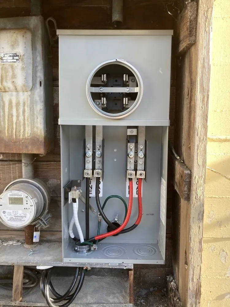 Slide of Ruiz Electric