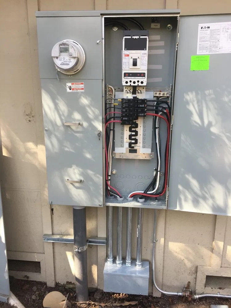 Slide of Ruiz Electric