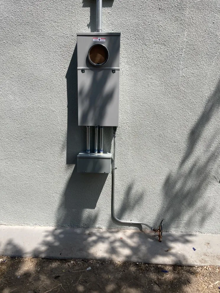 Slide of Ruiz Electric