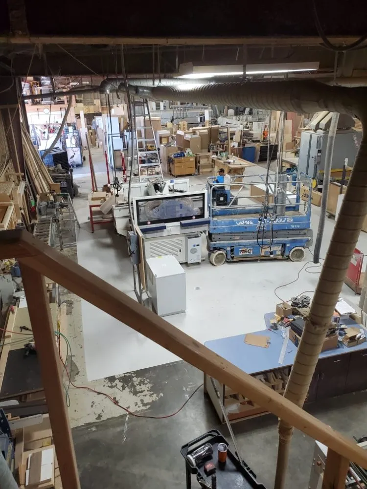 Slide of RUIZ ELECTRICAL