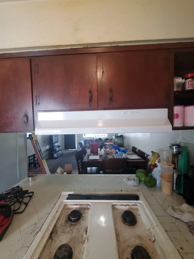 Slide of RUIZ ELECTRICAL