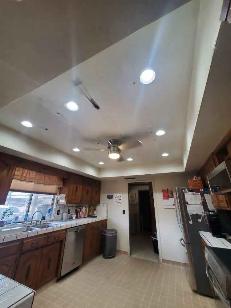 Slide of RUIZ ELECTRICAL