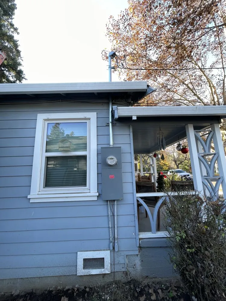 Slide of Ruiz Electrical