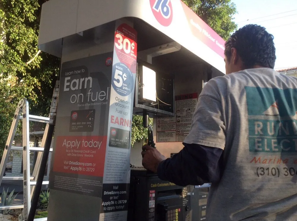 Slide of Rundle Electric