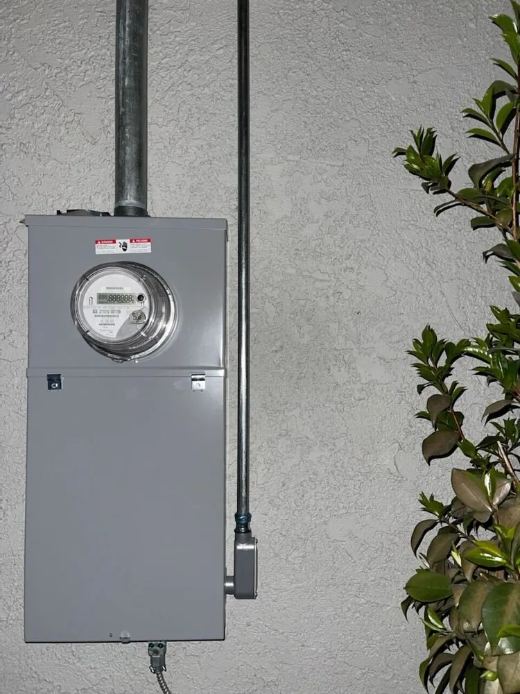 Trusted circuit breaker repair experts serving ,  - Rush Electrical Service - Aliso Viejo