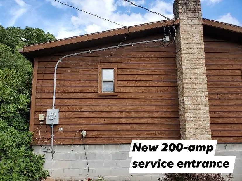 Affordable electrician providing circuit breaker repair in Isabella, PA - Rush Elliott Electrical