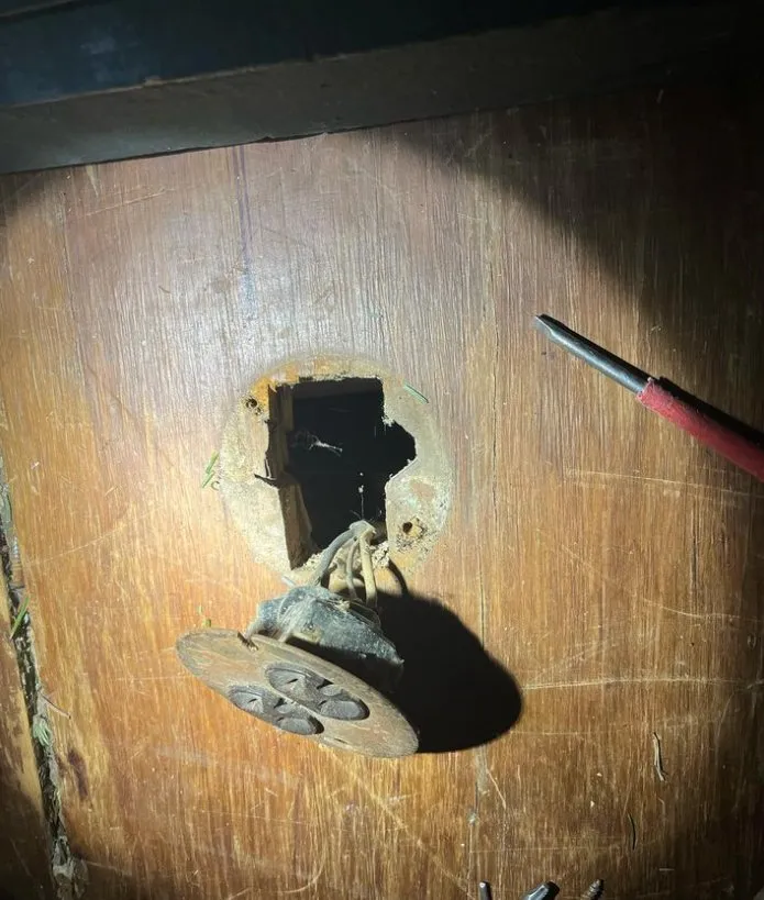 Slide of Russell Electric