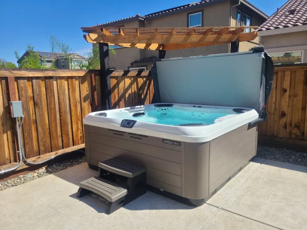 Emergency circuit breaker repair experts serving ,  - Russell Flood Electric