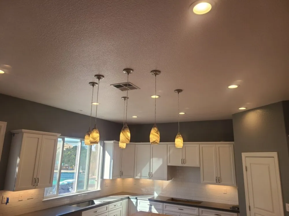 Emergency electrical service for homes in circuit breaker repair,  by 