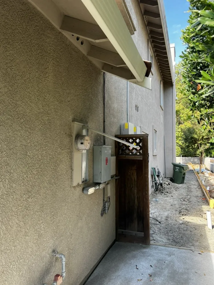 Affordable emergency electrical service service in ,  - Russell Flood Electric