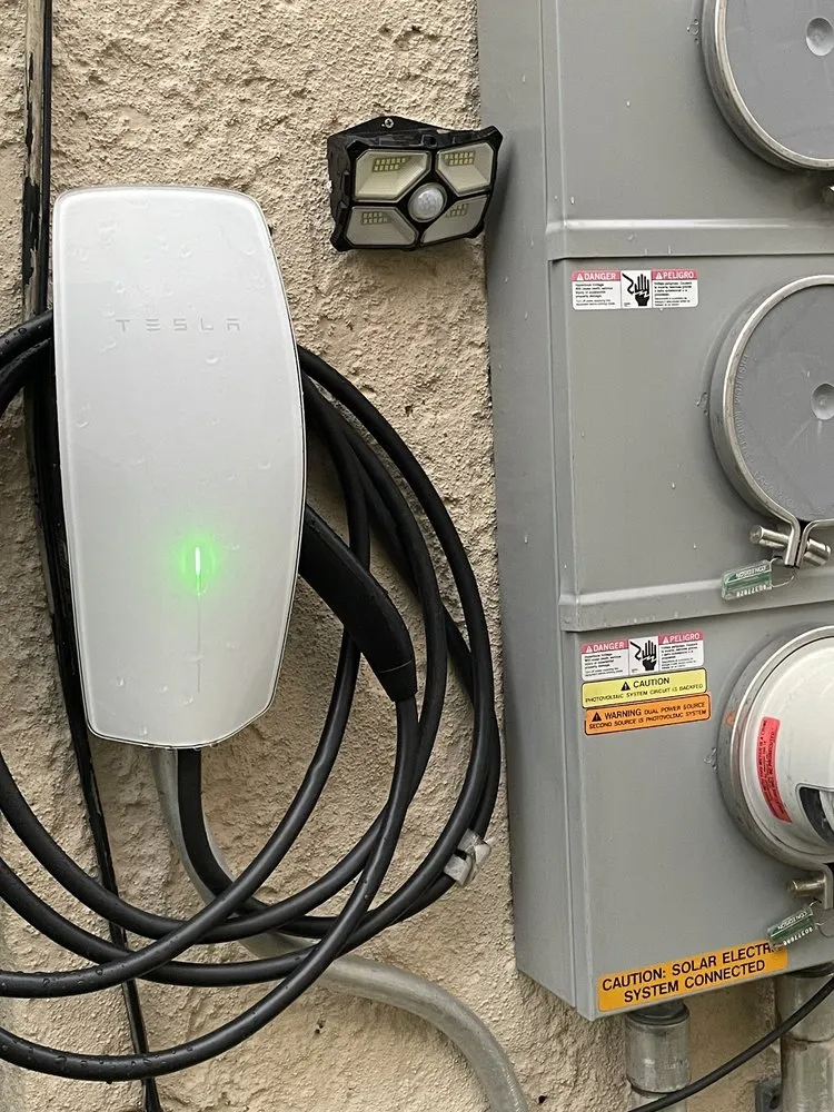 Emergency wiring installation service in Woodhaven, NY - Russo Electric