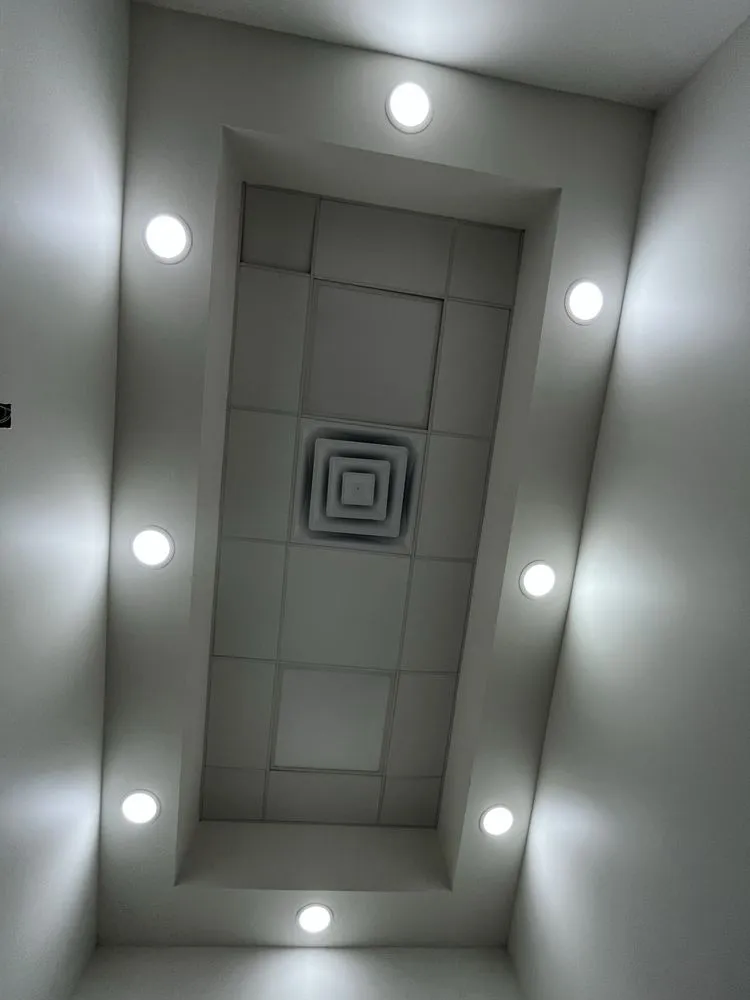 Slide of RV Electrical Contractors