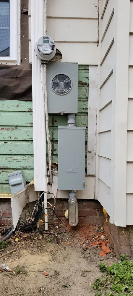 Slide of RW Electrical and Low Voltage