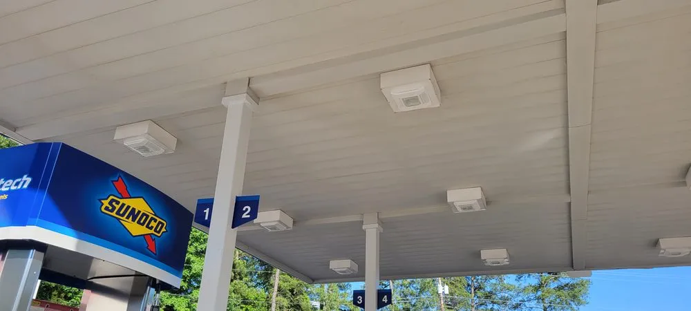 Reliable electrician providing circuit breaker repair in , 