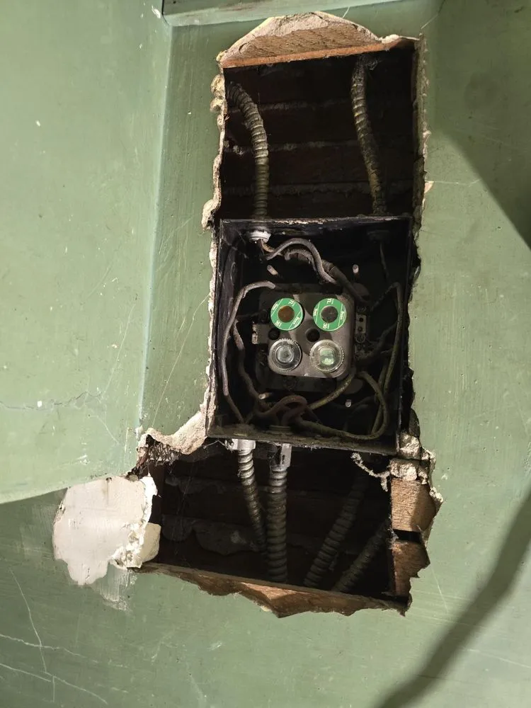 Slide of RW Russell Electrical Services