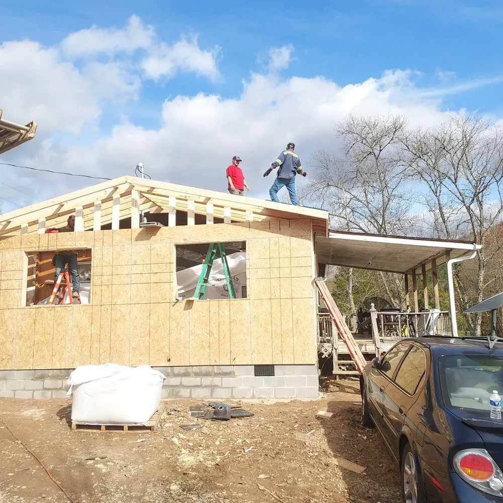Licensed outlet and switch repair in Heiskell, TN by Rwb Construction Services