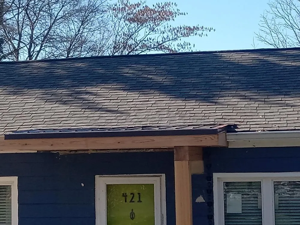 Professional electrician providing lighting installation in Heiskell, TN - Rwb Construction Services