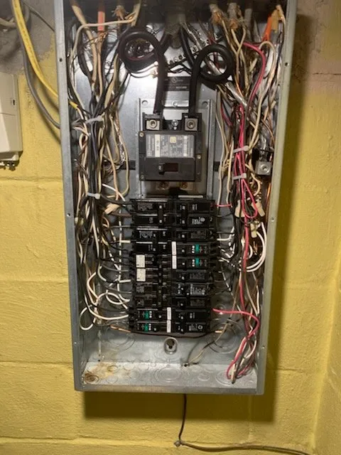 Trusted panel upgrade in Creekside, PA by Ryl and Services