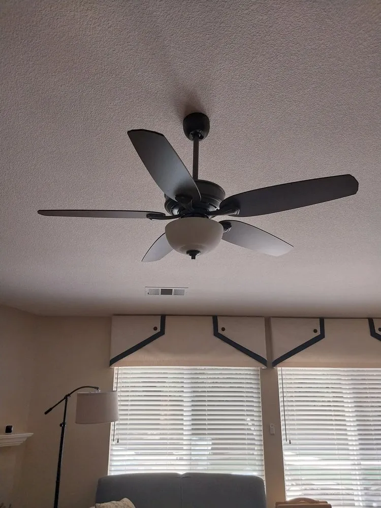 Slide of RzN Electric