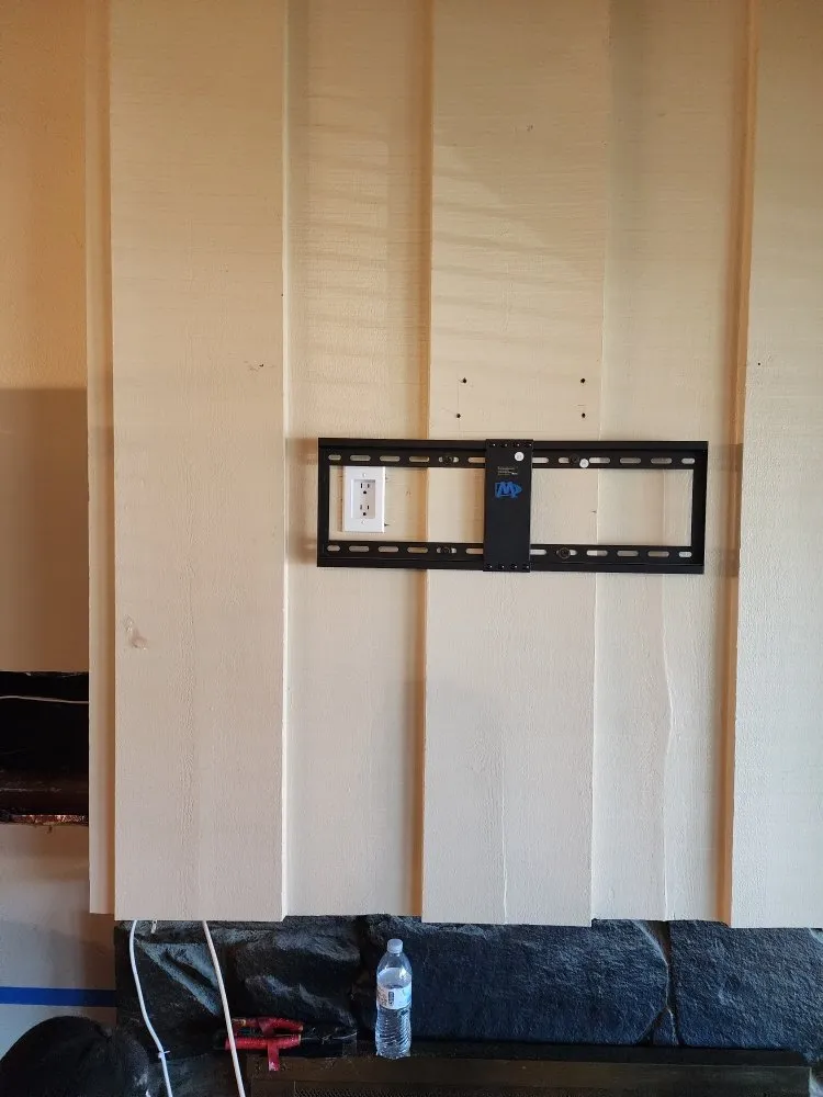 Trusted electrician providing circuit breaker repair in City Ranch, CA - S Eletric