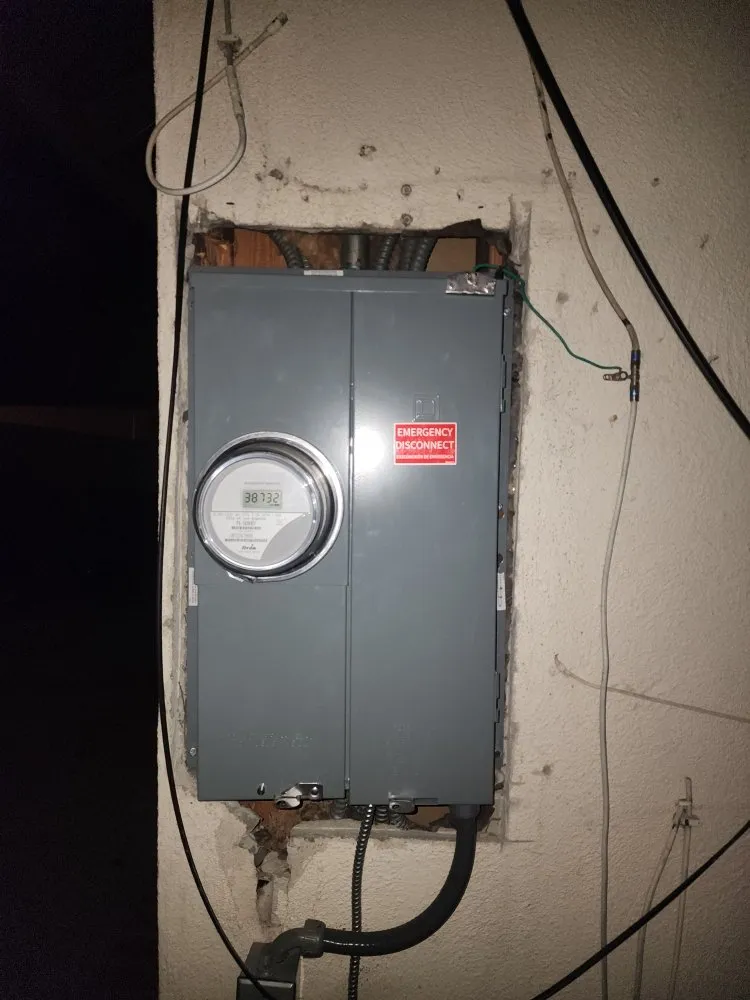 Affordable electrical repair in City Ranch, CA by S Eletric