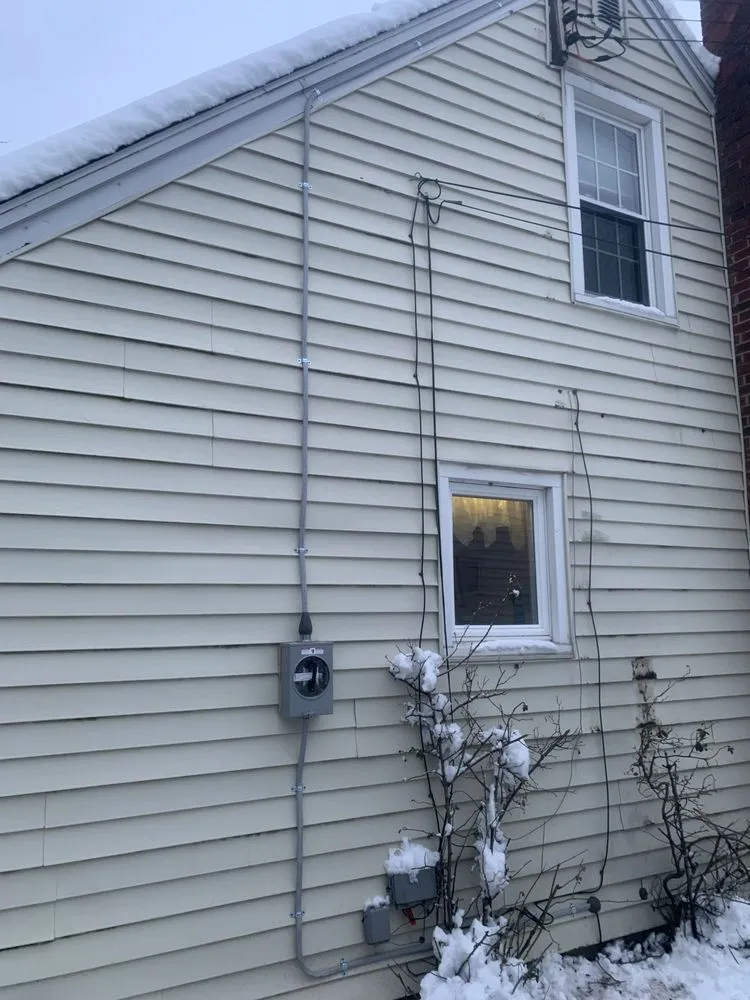 Slide of S Mandiak Electric