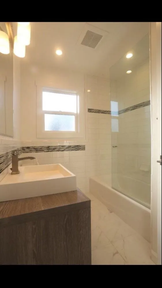 Slide of S Tarantino Electric