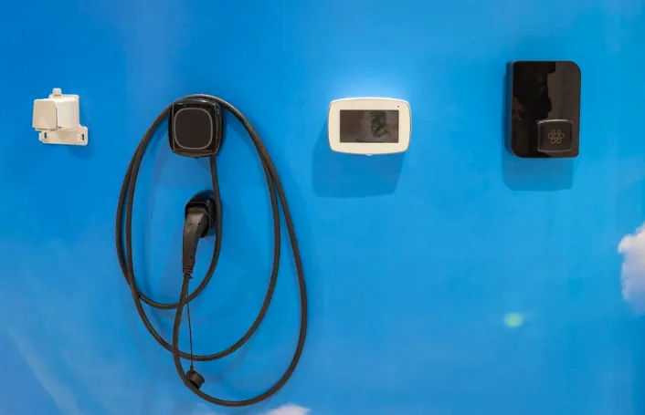 Slide of S W Home Improvement