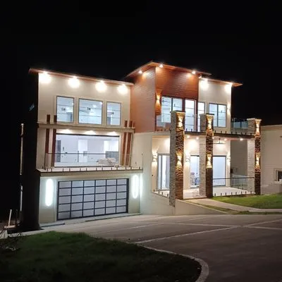 S X  Remodeling Electrical Services Logo