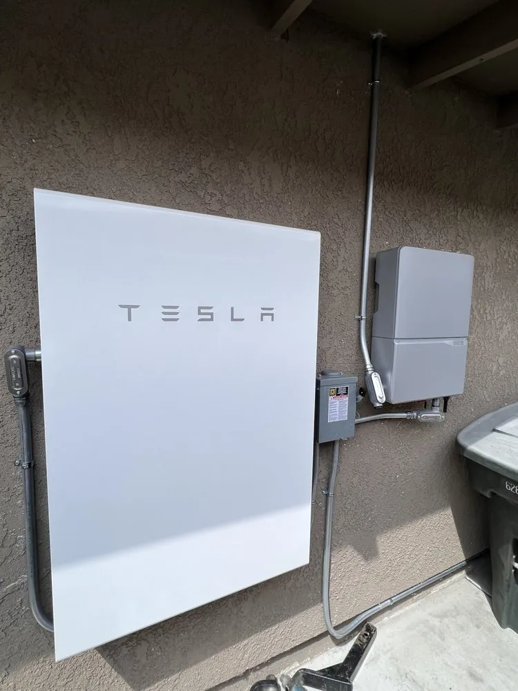 Slide of Saar Electric