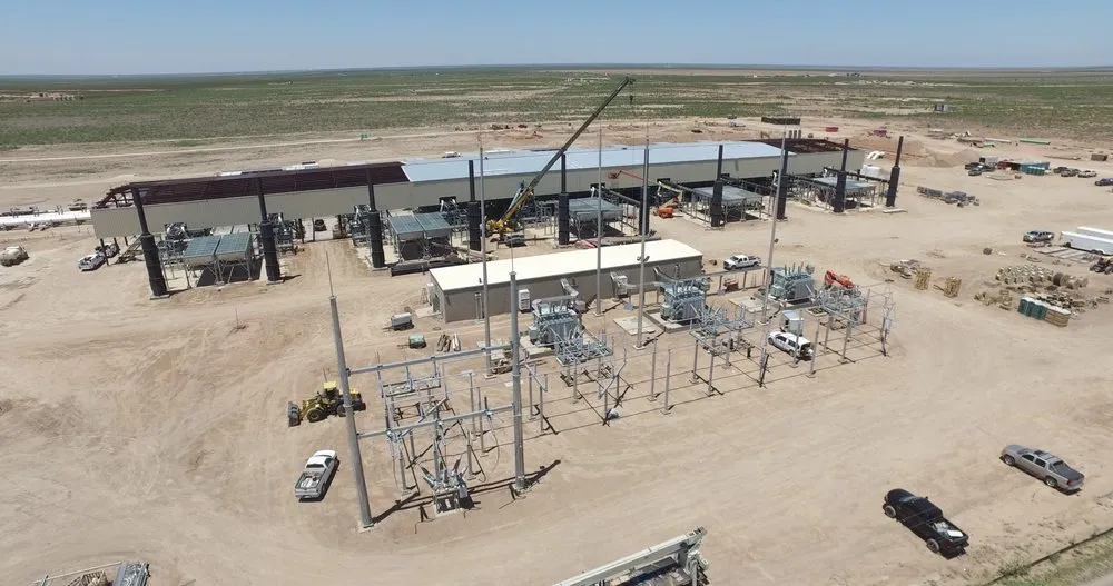 Slide of Saber Power Services