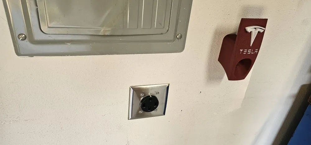 Slide of Sabrius Electric