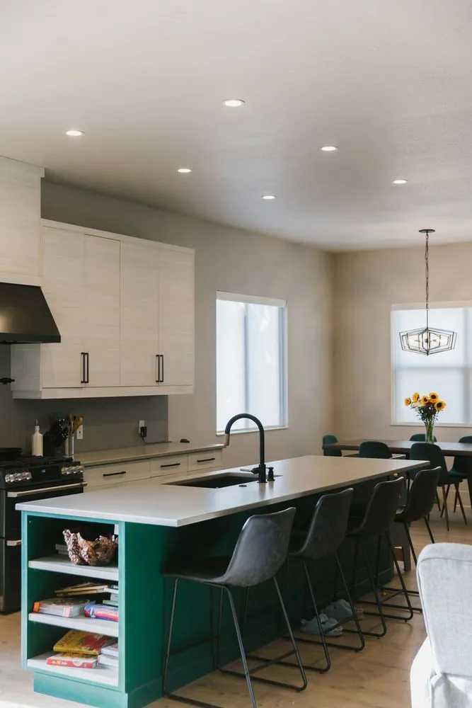 Certified electrician providing wiring installation in Coeur d'Alene,, ID - Saccone Electric