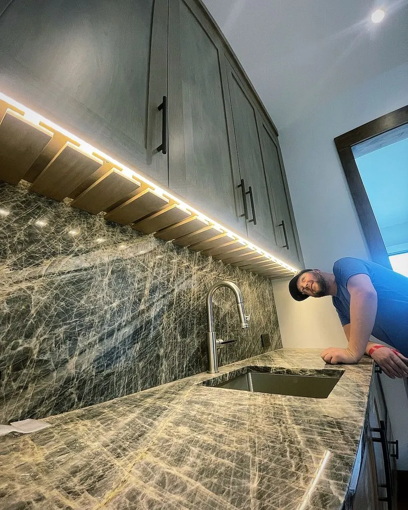 Slide of Sacry Electric