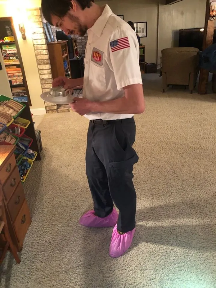 Emergency electrician providing wiring installation in , 