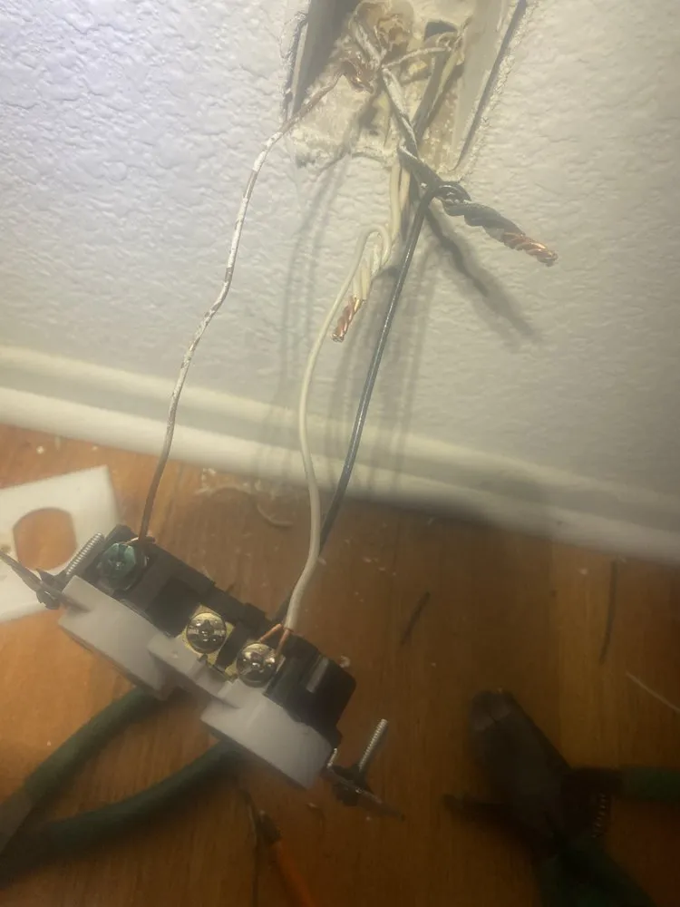 Licensed outlet and switch repair experts serving ,  - Safe-Way Electric & Solar