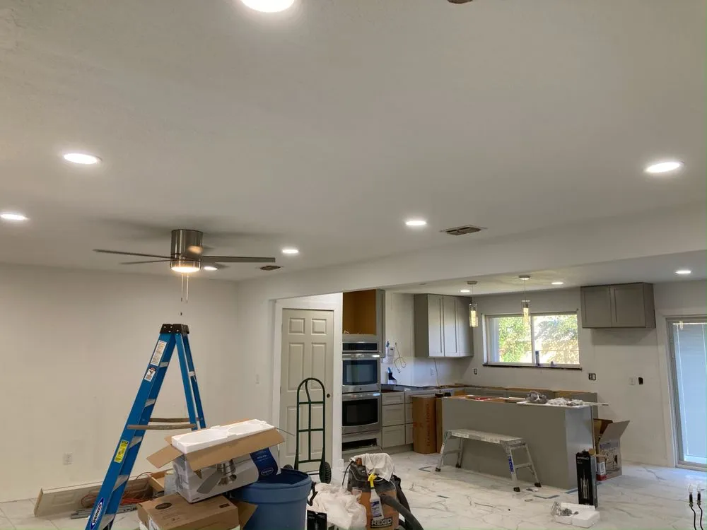 Slide of Safelectric