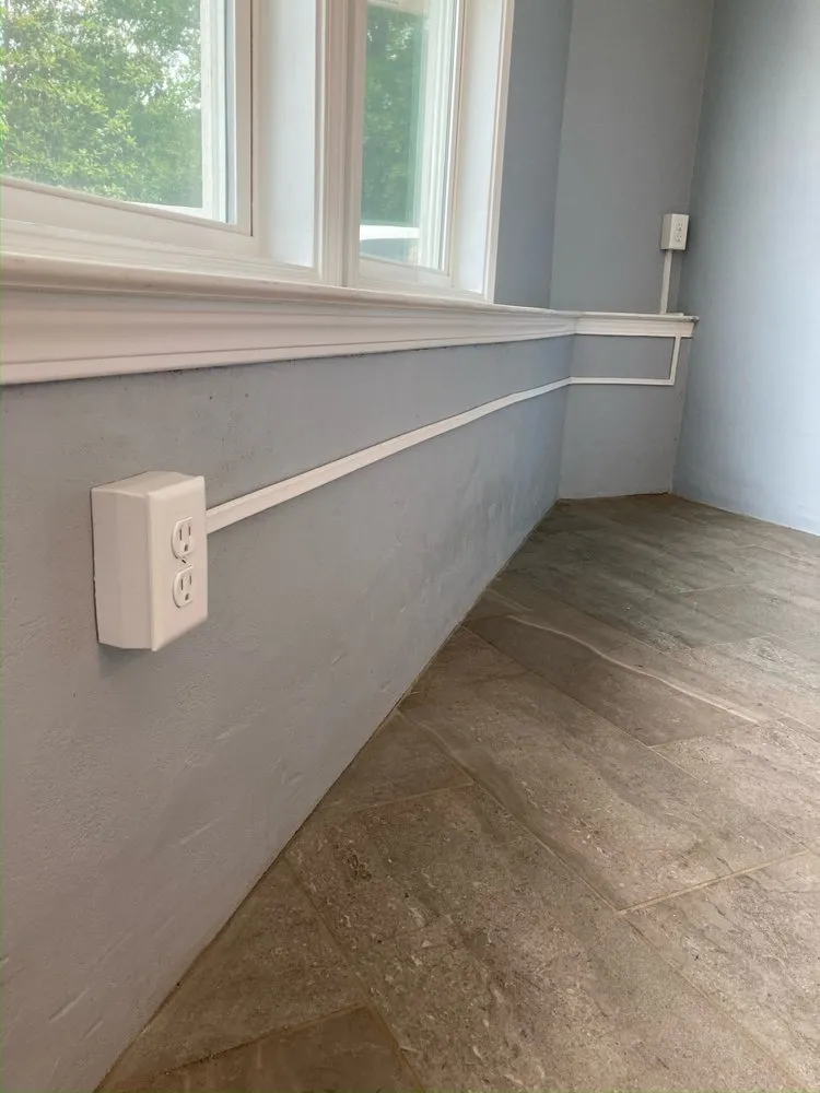 Slide of Safelectric