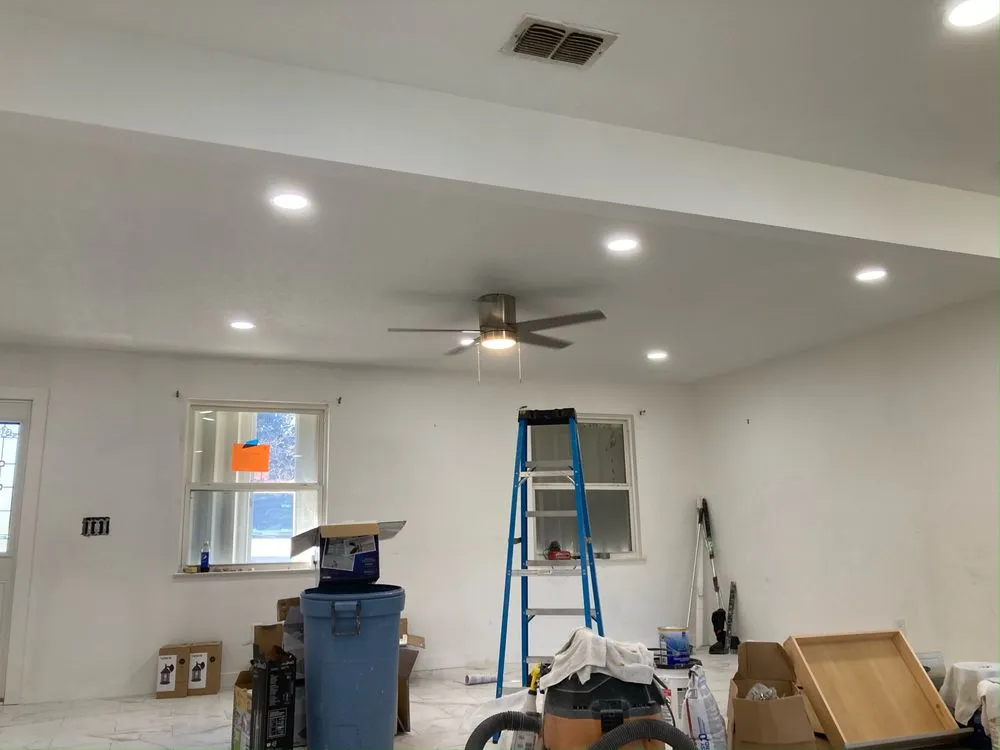 Slide of Safelectric