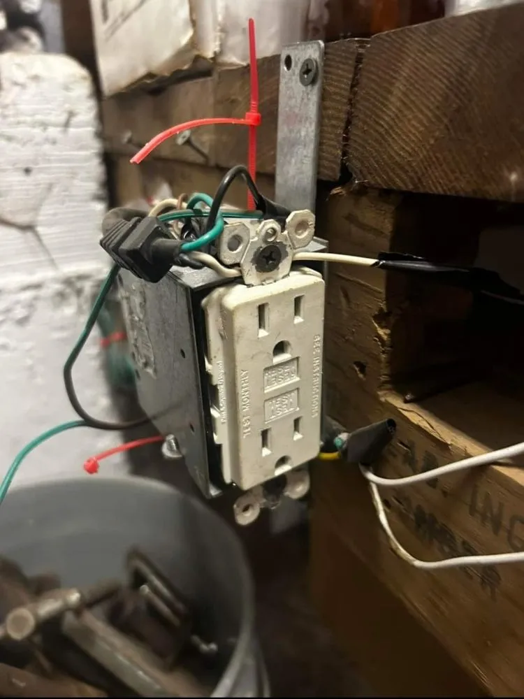Reliable emergency electrical service service in Arden-Arcade, CA - Safi Electrician and Plumbing