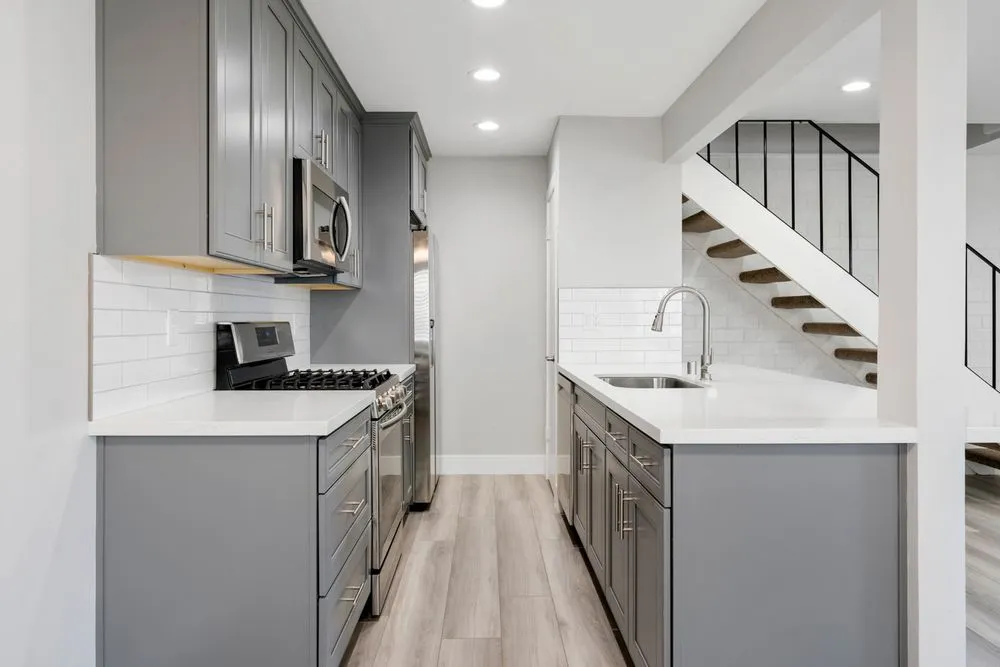 Slide of Sagan Electric