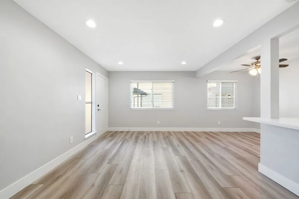 Slide of Sagan Electric