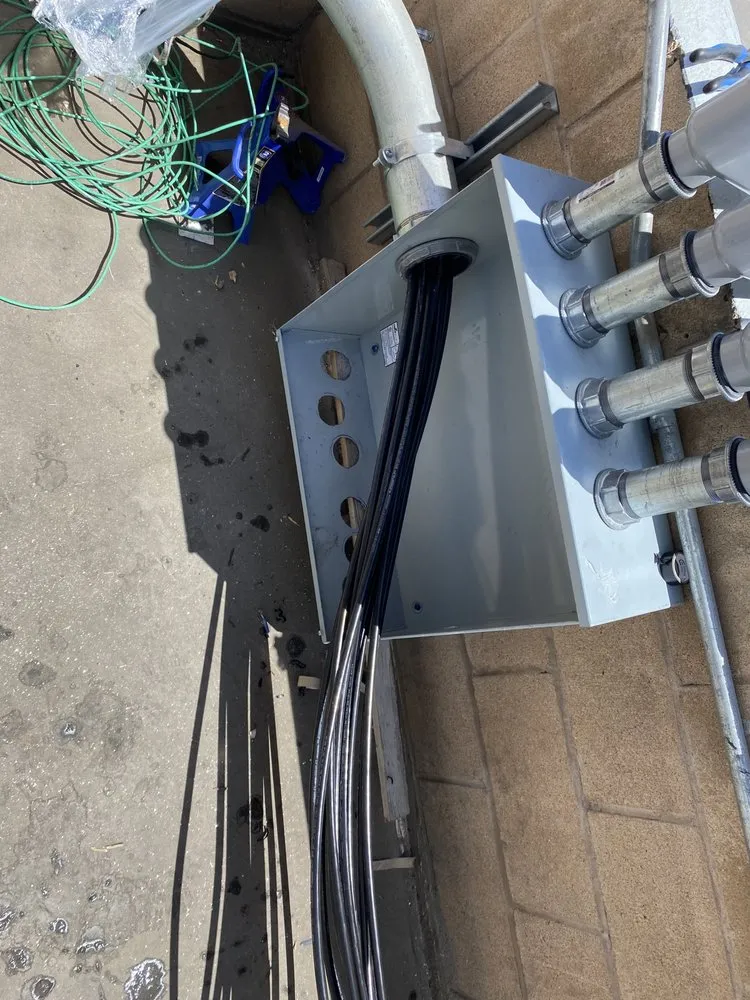 Affordable outlet and switch repair experts serving ,  - SakGen Electric