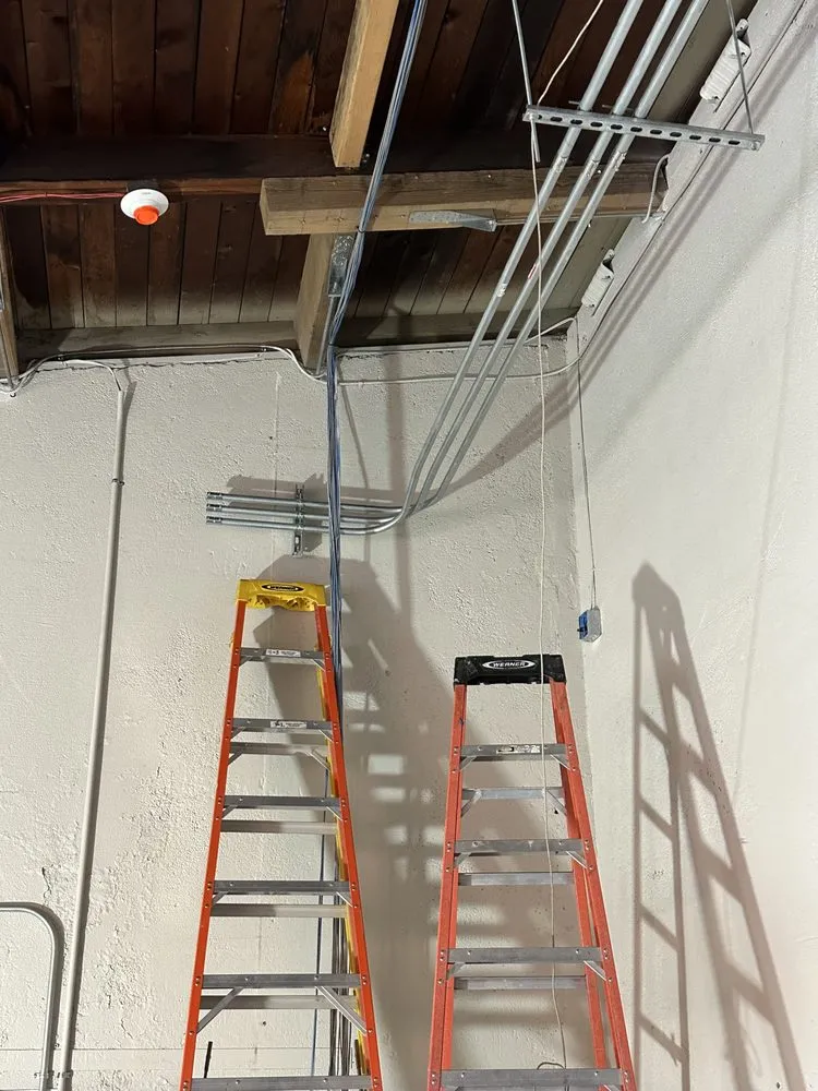 Slide of Salazar Electric