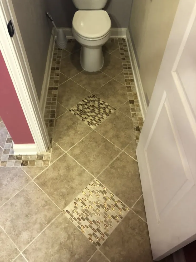 Slide of Salazar multiservices