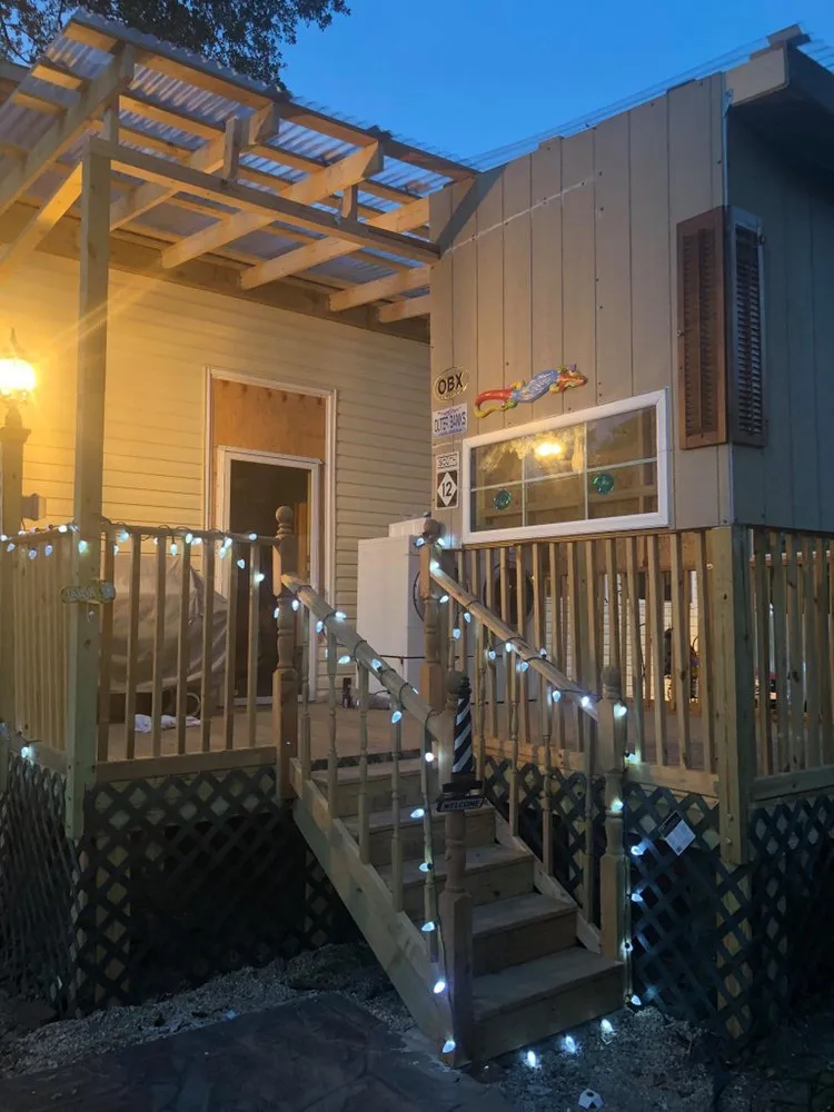 Slide of Salazar multiservices