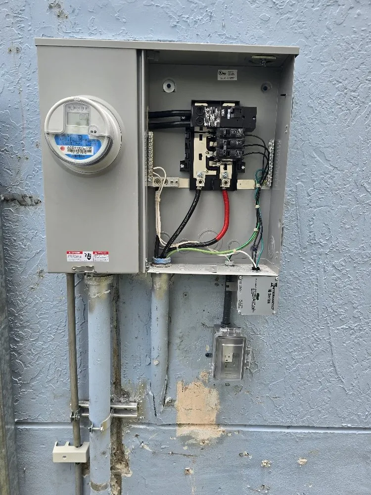 Slide of Saleum Electric