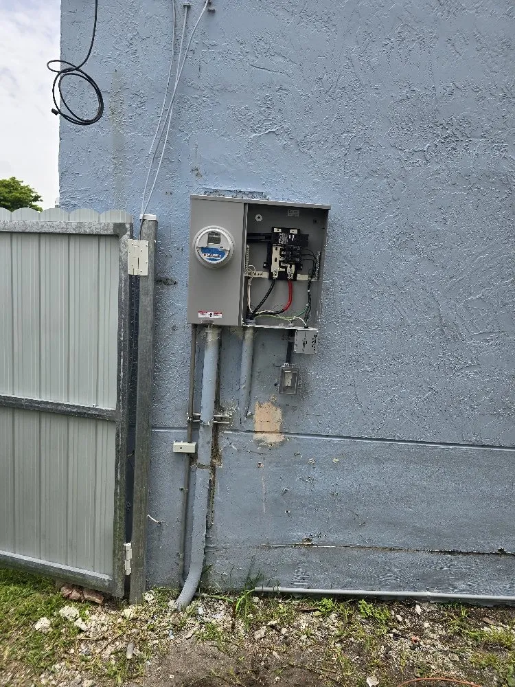 Slide of Saleum Electric